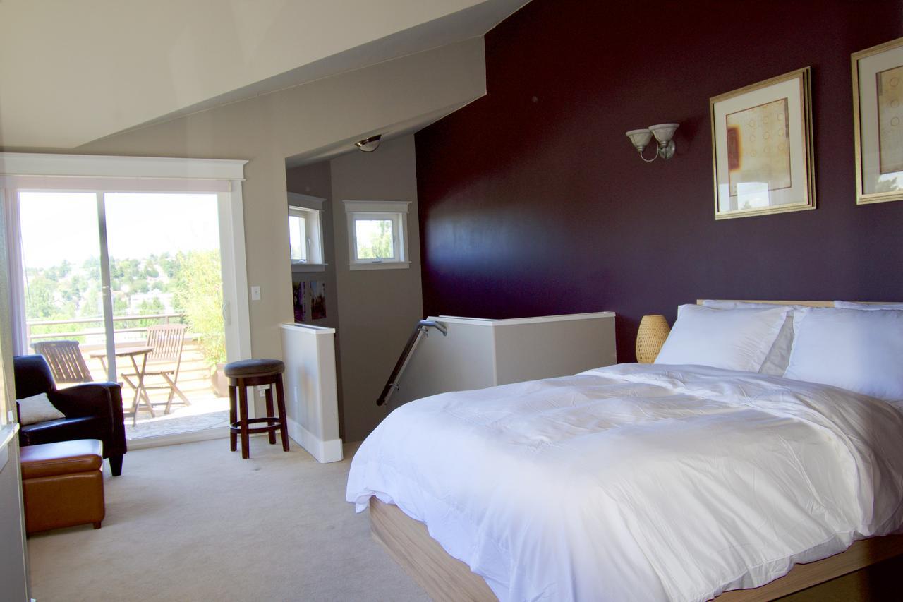 Casa de Férias Comfort And Grace Perched On Queen Anne Hill Seattle